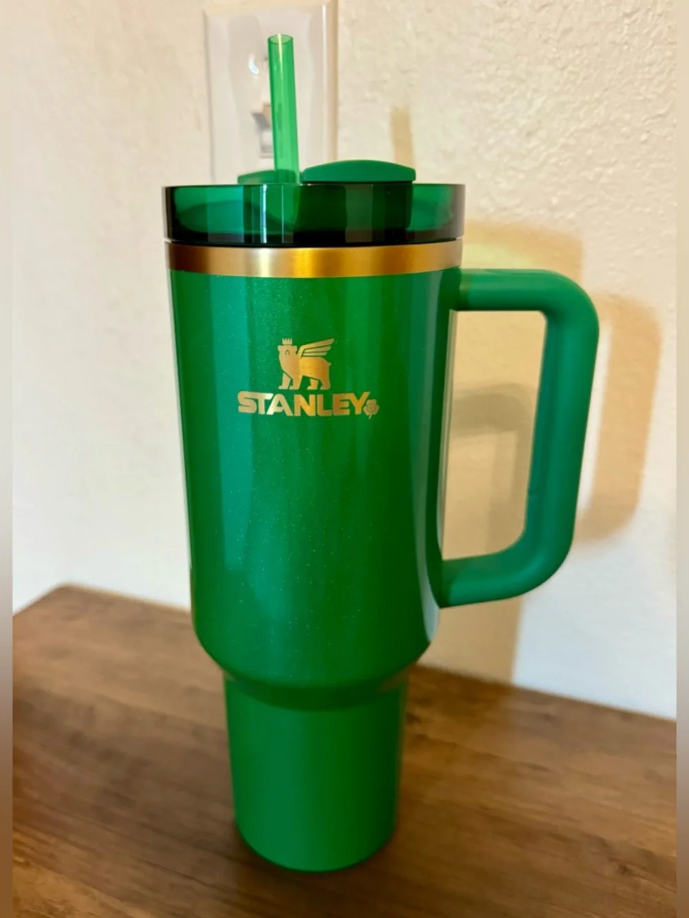 Stanley Shamrock Edition 40oz Tumbler - Picture 1 of 2